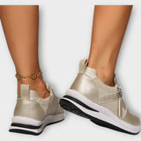 Športni čevlji z udobjem in brezčasnim stilom