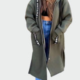 Dolgi plašč s kapuco