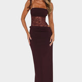 Maksi obleka z sproščenim tokom in izpopolnjeno eleganco