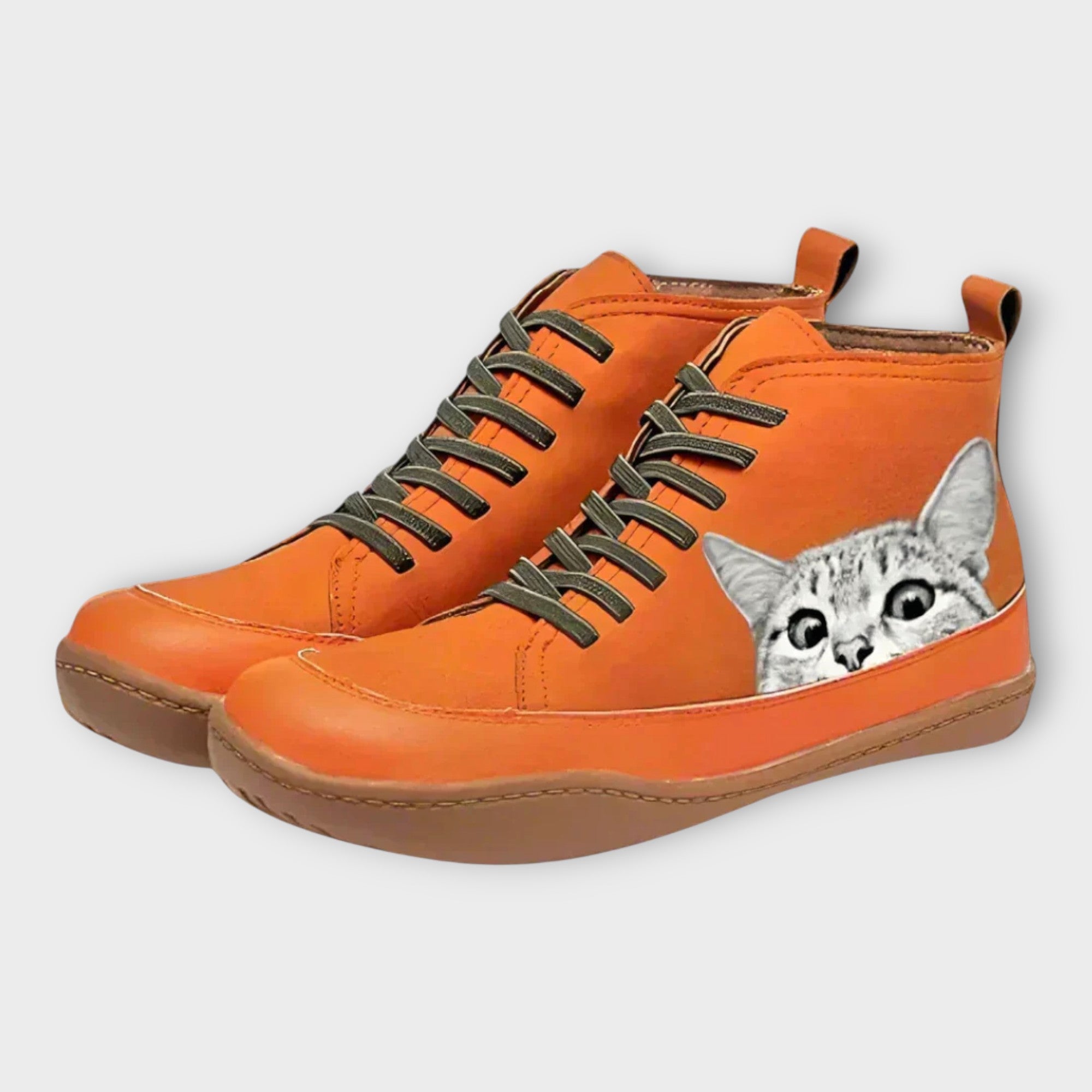 Stylish Sneakers z Diskretnim Dizajnom