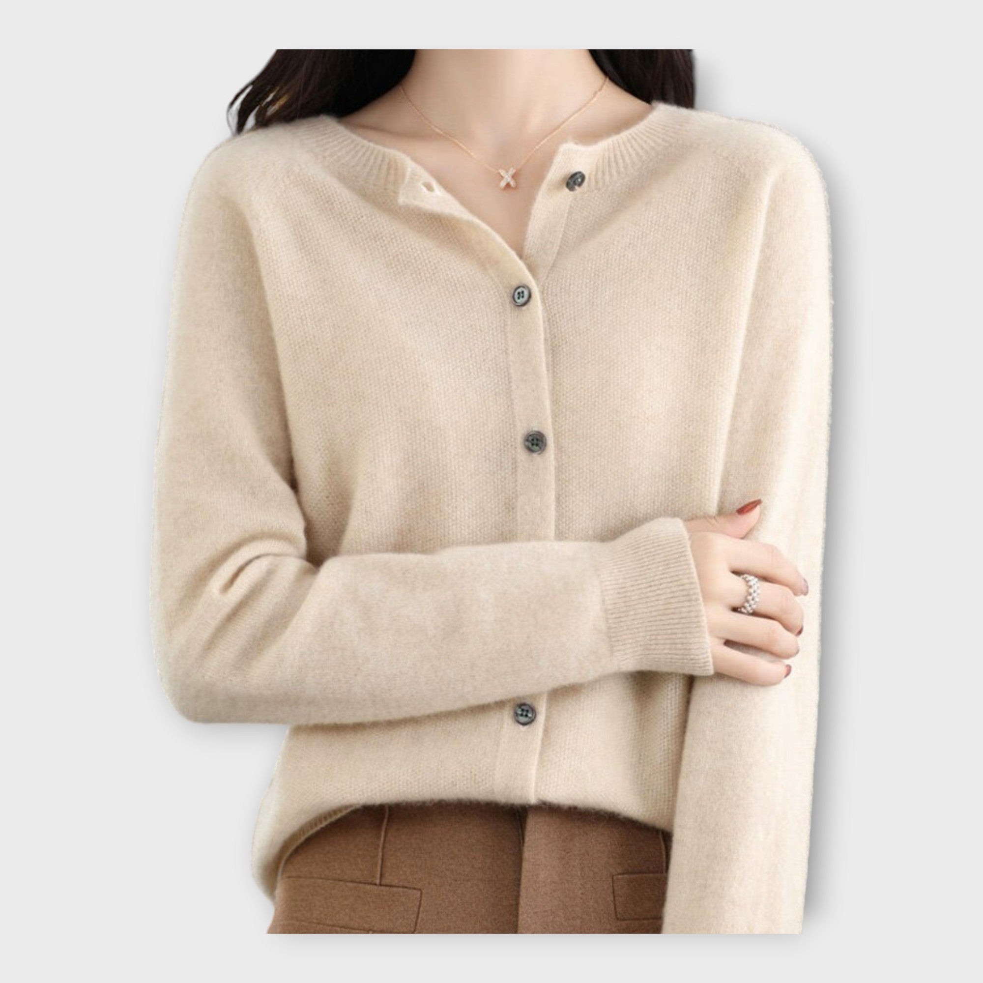 Eleganten jopič z gumbi