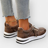 Anatomski športni copati s stilom