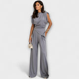 Asimetričen set z dramatičnimi rameni