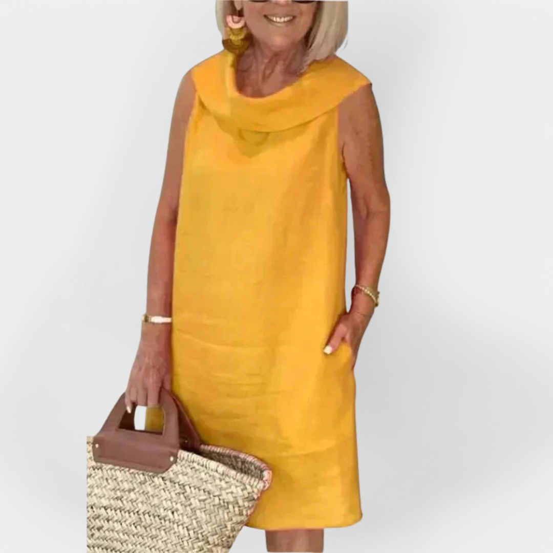 Obleka s križanim ovratnikom