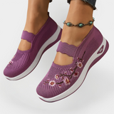 Ortopedski čevlji z vezenjem cvetlic