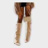 Visoke čevlje z elegantnim dizajnom