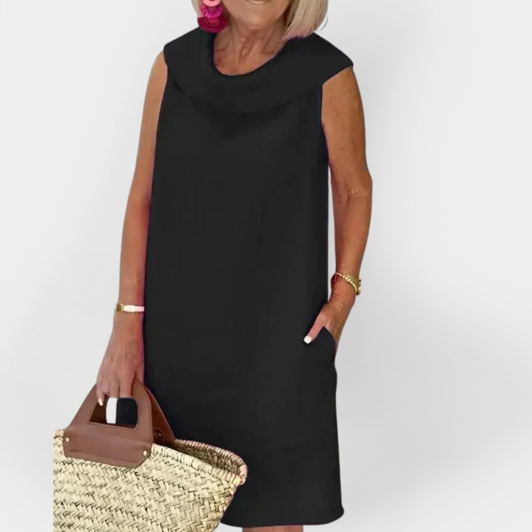 Obleka s križanim ovratnikom