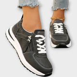 Športni čevlji z udobjem in brezčasnim stilom