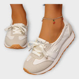 Elegantni Športni Čevlji s Časovno Preverjenim Stilom