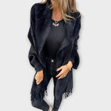 Pleteni plašč s resicami