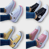 Elegantni superge z modernim dizajnom