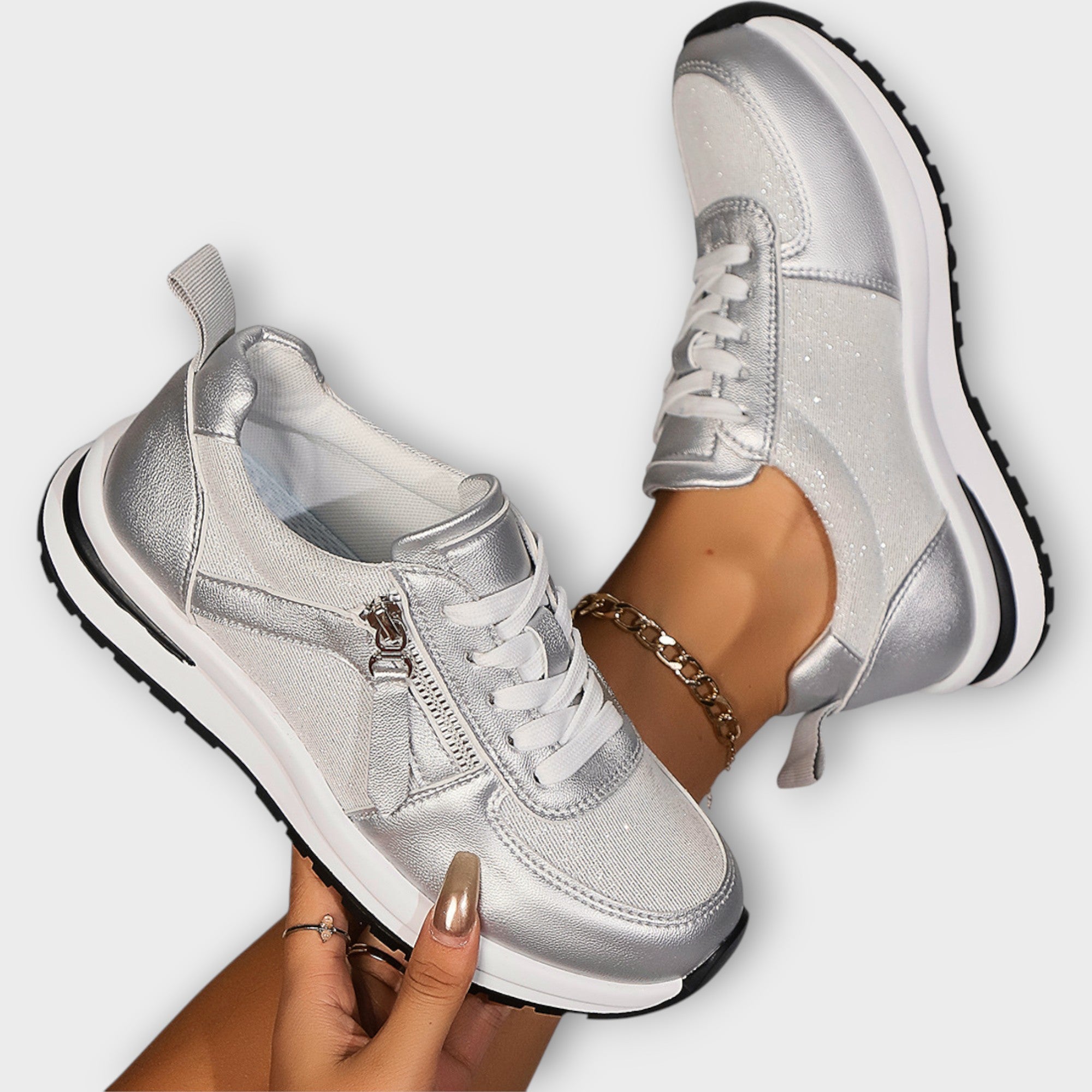 Športni čevlji z udobjem in brezčasnim stilom