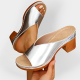 Ortopedske sandale z debelim peto