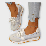 Elegantni Športni Čevlji s Časovno Preverjenim Stilom