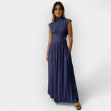 Stylish obleka z izrezi