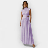 Stylish obleka z izrezi