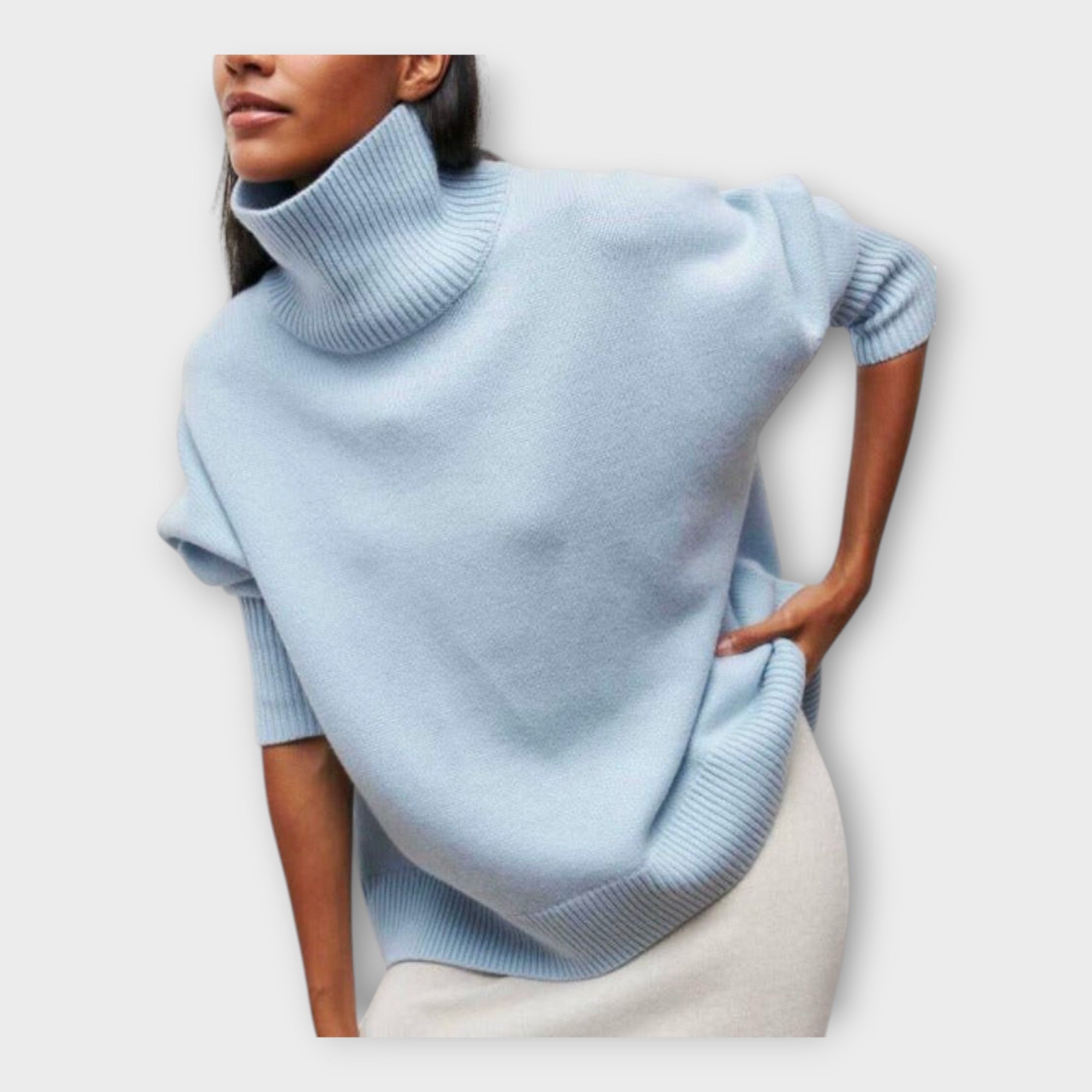 Pleteni pulover z visokim ovratnikom