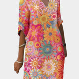 Barvna obleka z cvetličnim vzorcem