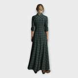 Srajčno obleko z brezčasno eleganco