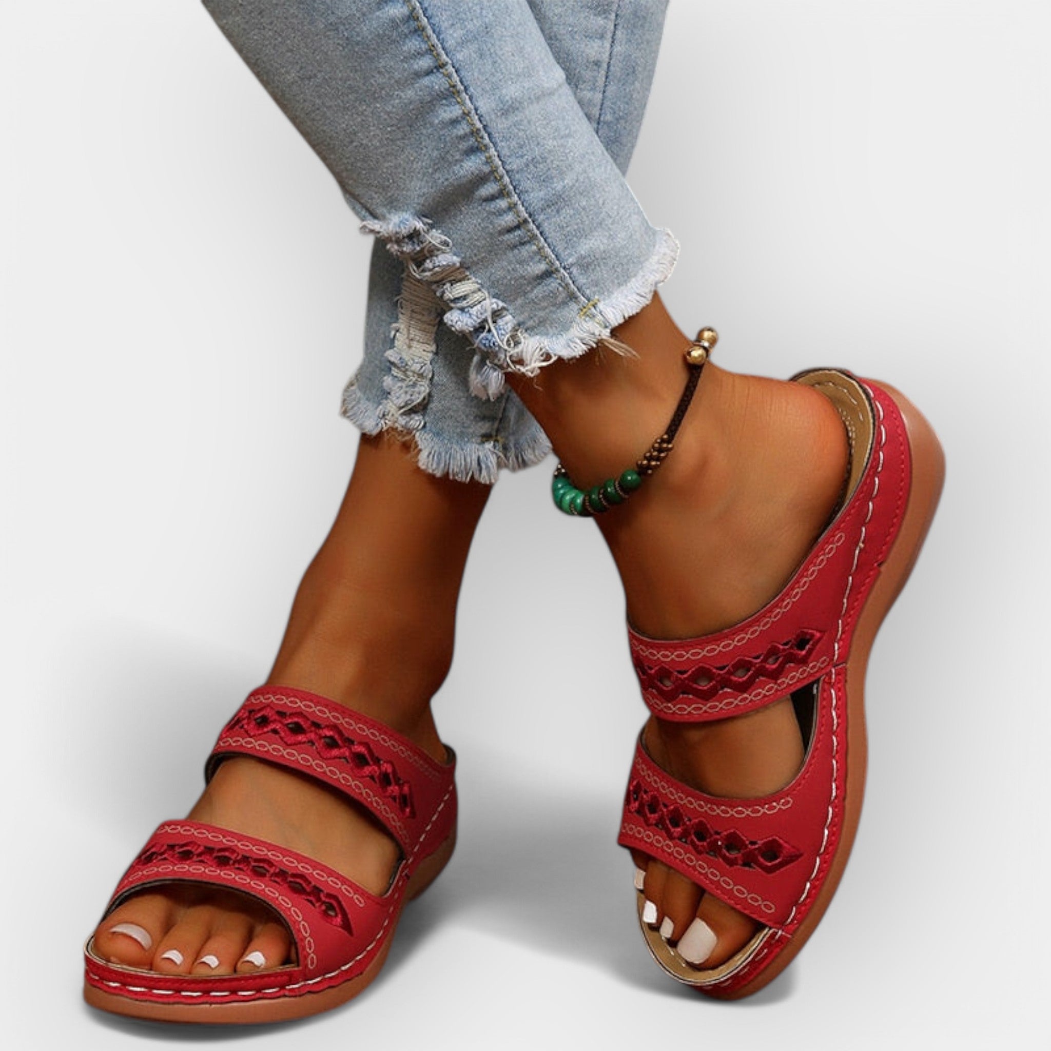 Anatomski Sandali z Elegantnim Dizajnom