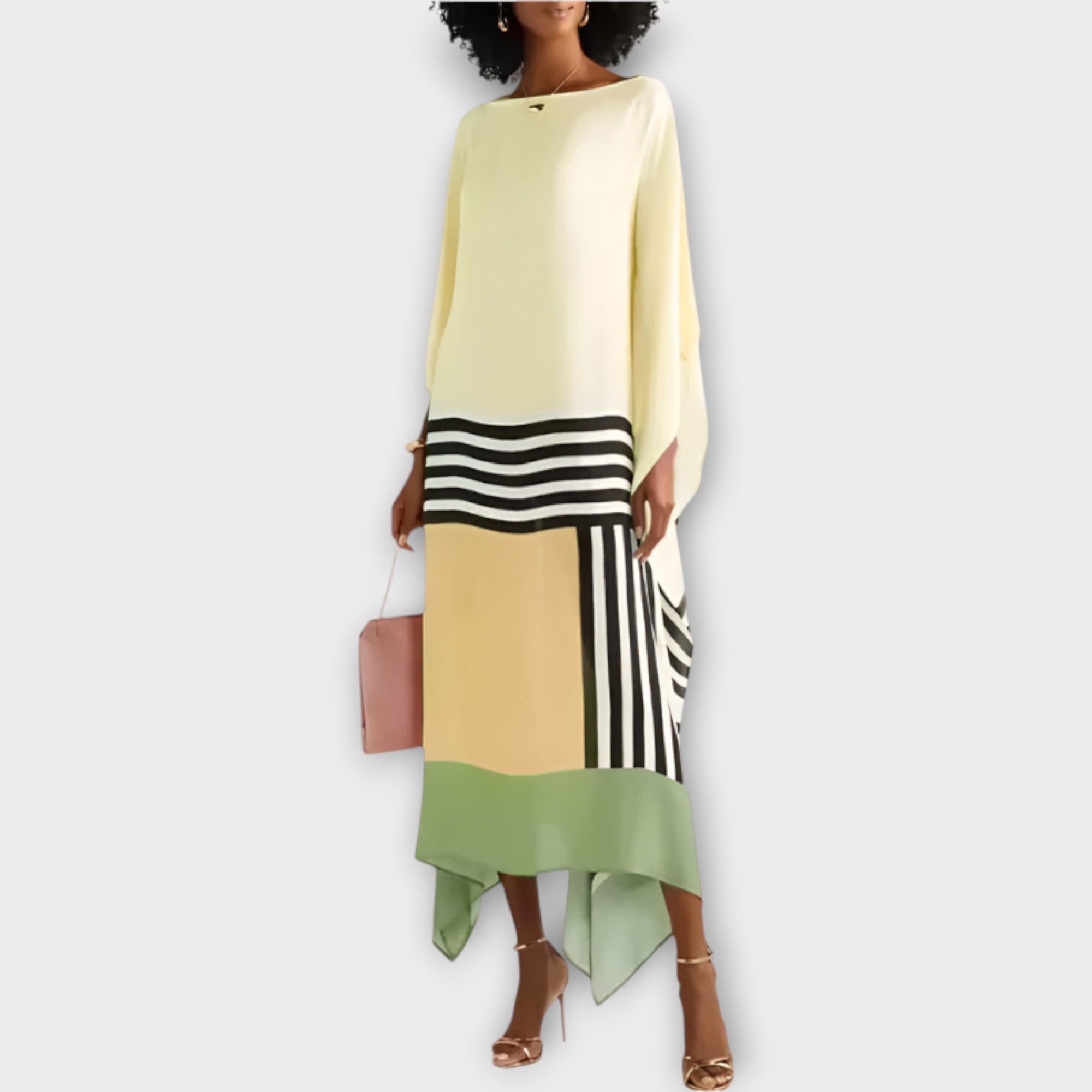 Kaftan z Linijskim Dizajnom