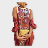 Eleganten Oblek z Impresivnimi Motivi