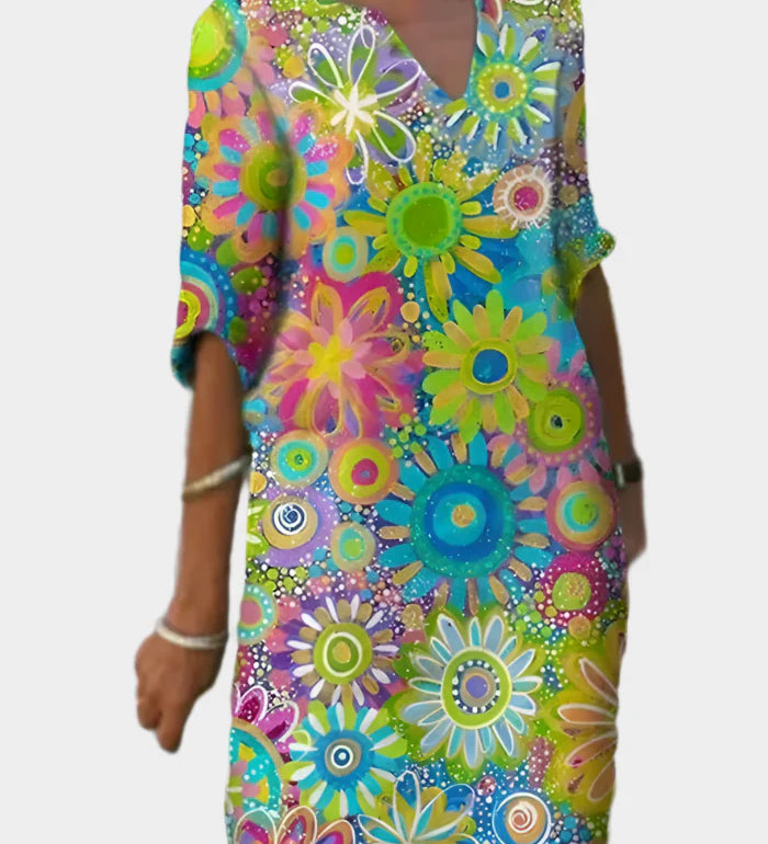 Barvna obleka z cvetličnim vzorcem