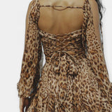 Romantična Kratka Obleka za Vsako Priložnost