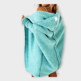 Pleteni jopič s kapuco