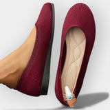 Preproste Sandale z Elegantnim Slogom