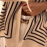 Srajca s Črtastim Elegantnim Slogom