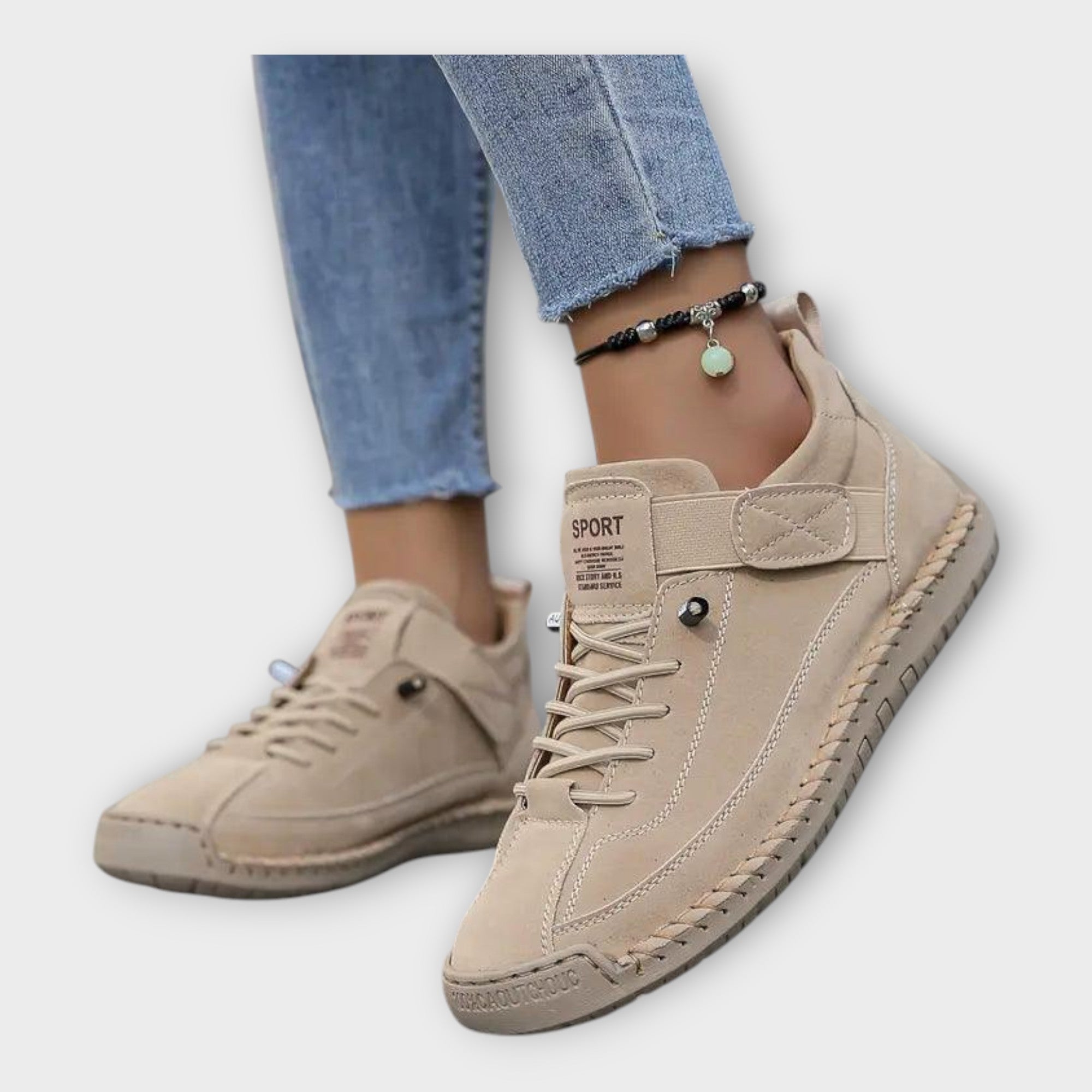 Športni čevlji z elegantnim in praktičnim dizajnom