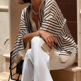 Srajca s Črtastim Elegantnim Slogom