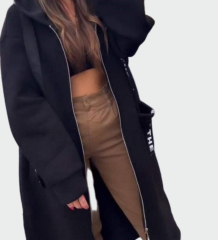 Dolgi plašč s kapuco