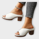 Sandali z Debelim Petam in Odprtim Petnim Delom