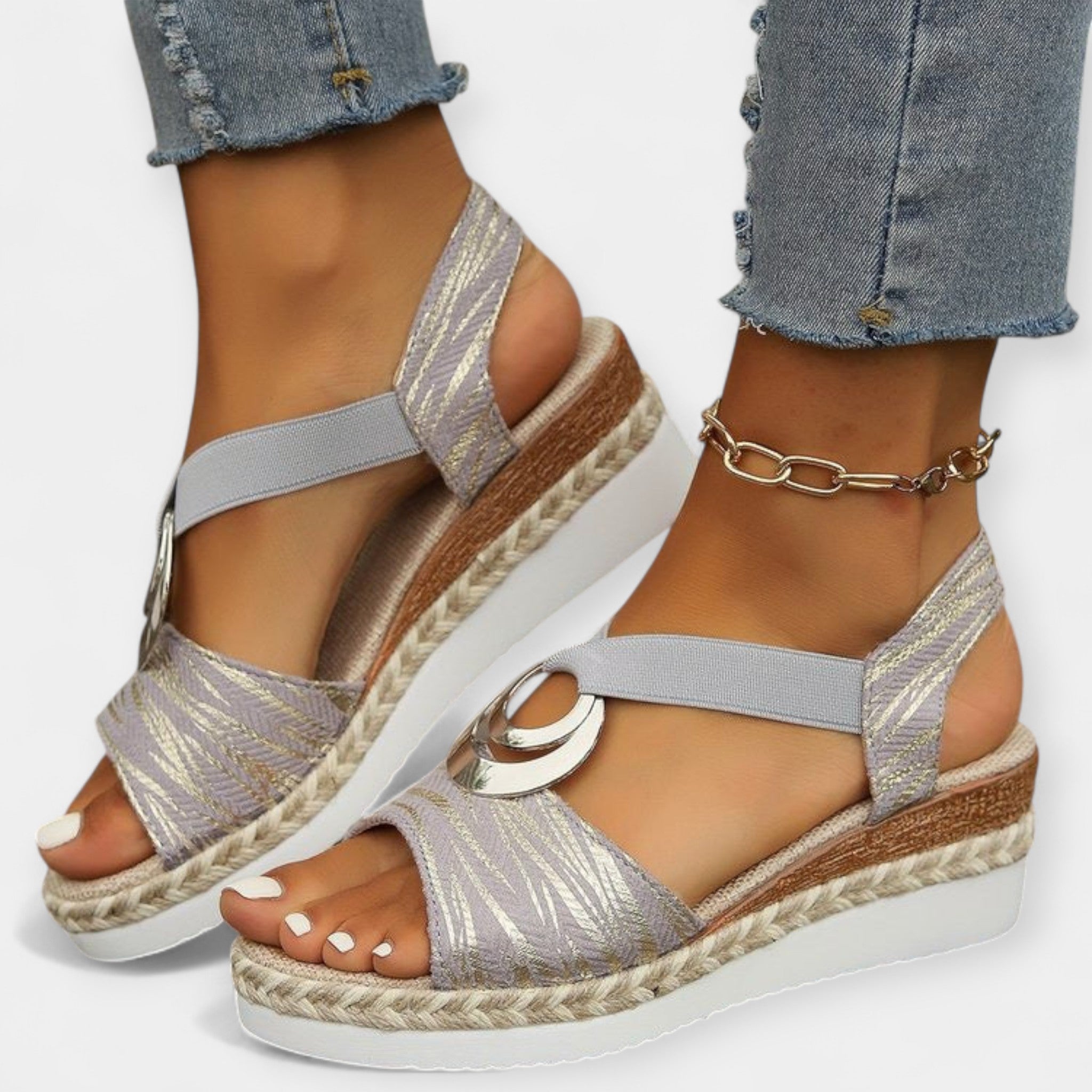 Rimske sandale z pletenjem