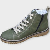 Moderna športna čevlja z udobno prileganjem