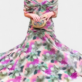 Dolgo Cvečno Obleko z V-Izrezom in Romantičnim Dodatkom