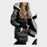 Perjasto Jakno s Kapuco