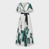 Dolga obleka z pasom in zračnim krojem